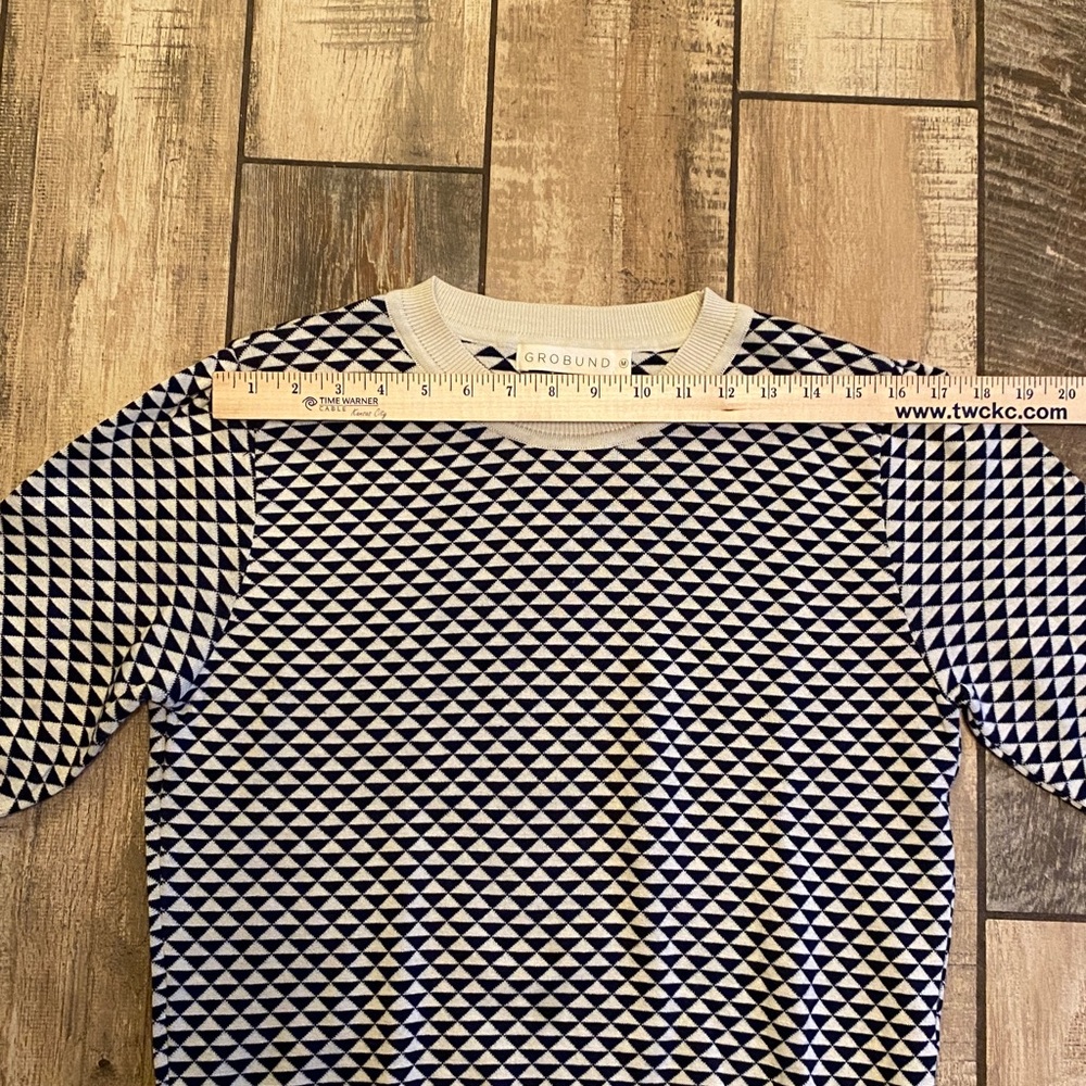 Grobund Geometric Pattern Sweater - image 7